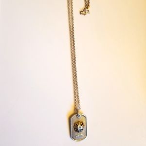 chain with dog tag